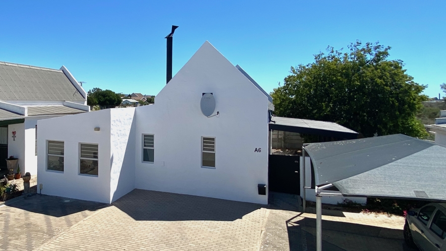 2 Bedroom Property for Sale in Velddrif Western Cape